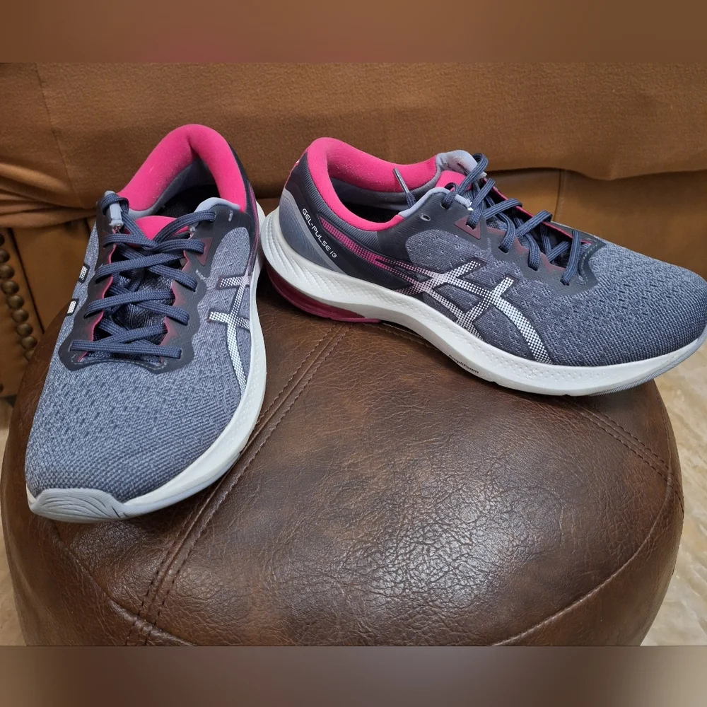 Asics GEL-Pulse 13 Gray and Pink Women's Running Shoes